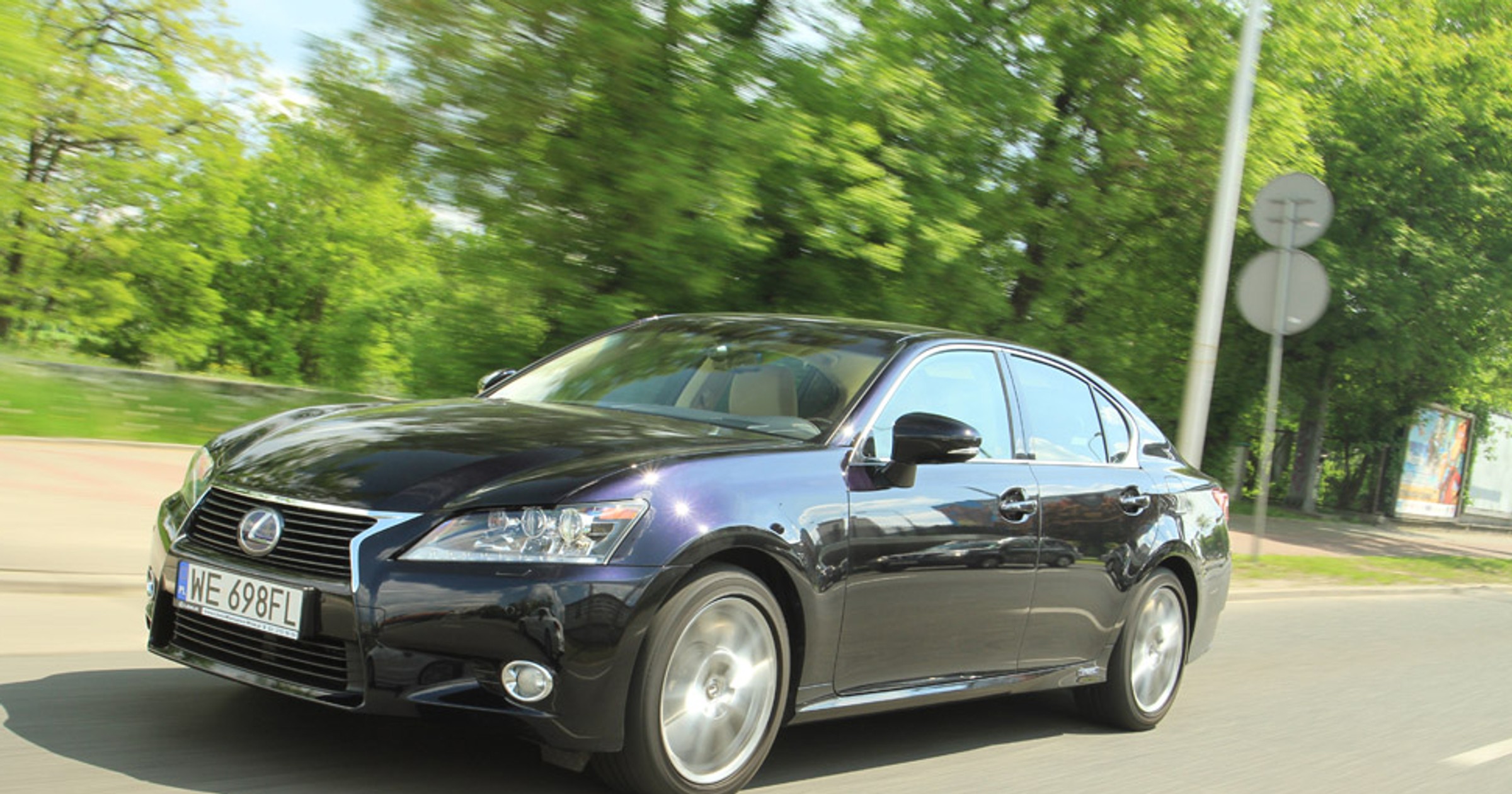 Test Lexusa GS 450h: czy warto kupować hybrydowe auto?