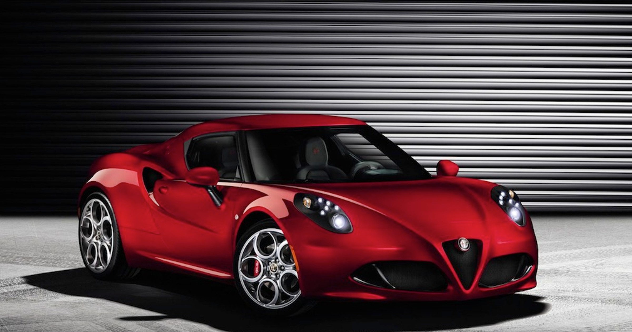 Alfa Romeo 4C oficjalnie
