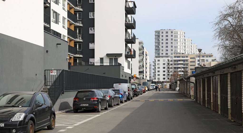 Niższe podatki za miejsca postojowe. Kierowcy zyskują ponad 150 zł