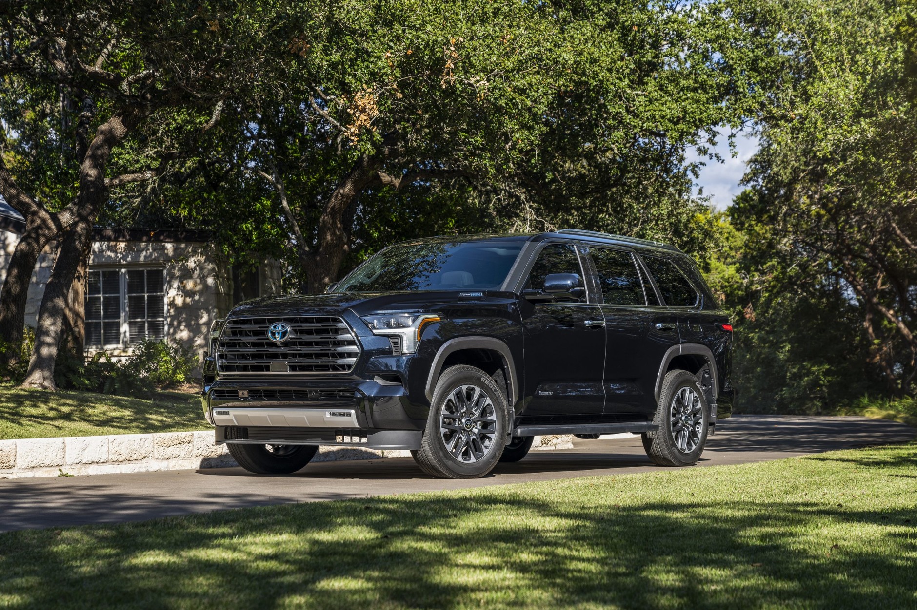 2022 Toyota Sequoia