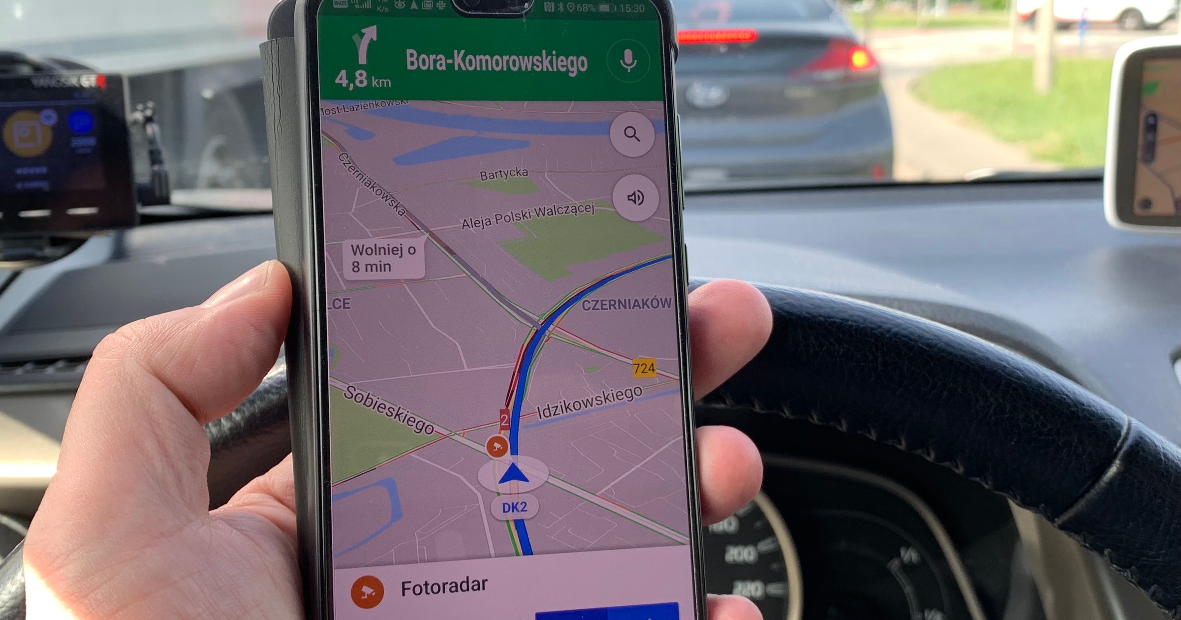 Google Maps z ostrzeganiem przed fotoradarami