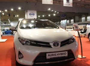 Nowy Auris Hybrid już w salonach - znamy cenę