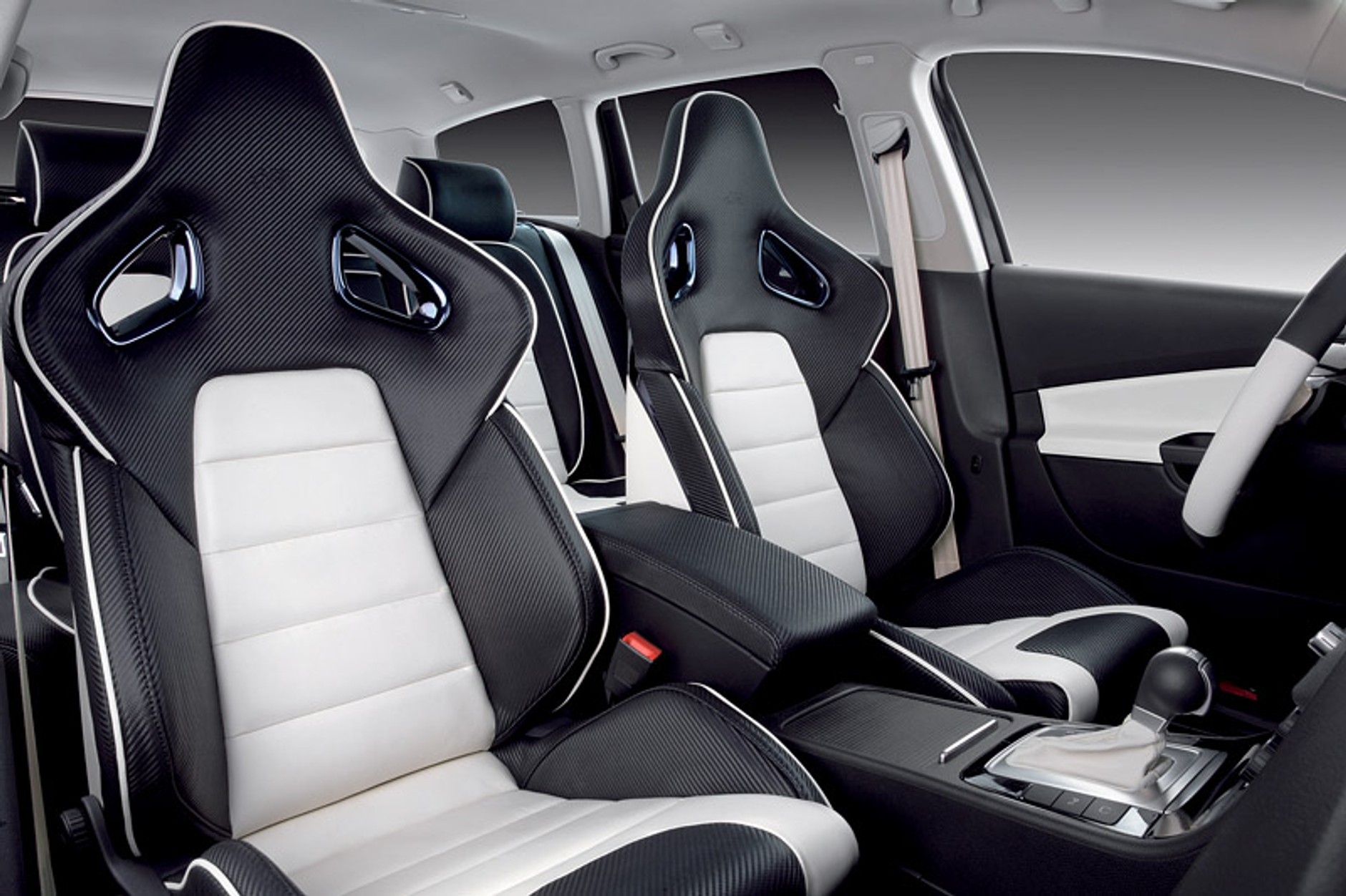 Volkswagen Passat R36 Variant styling concept: trochę szybszy kombiak