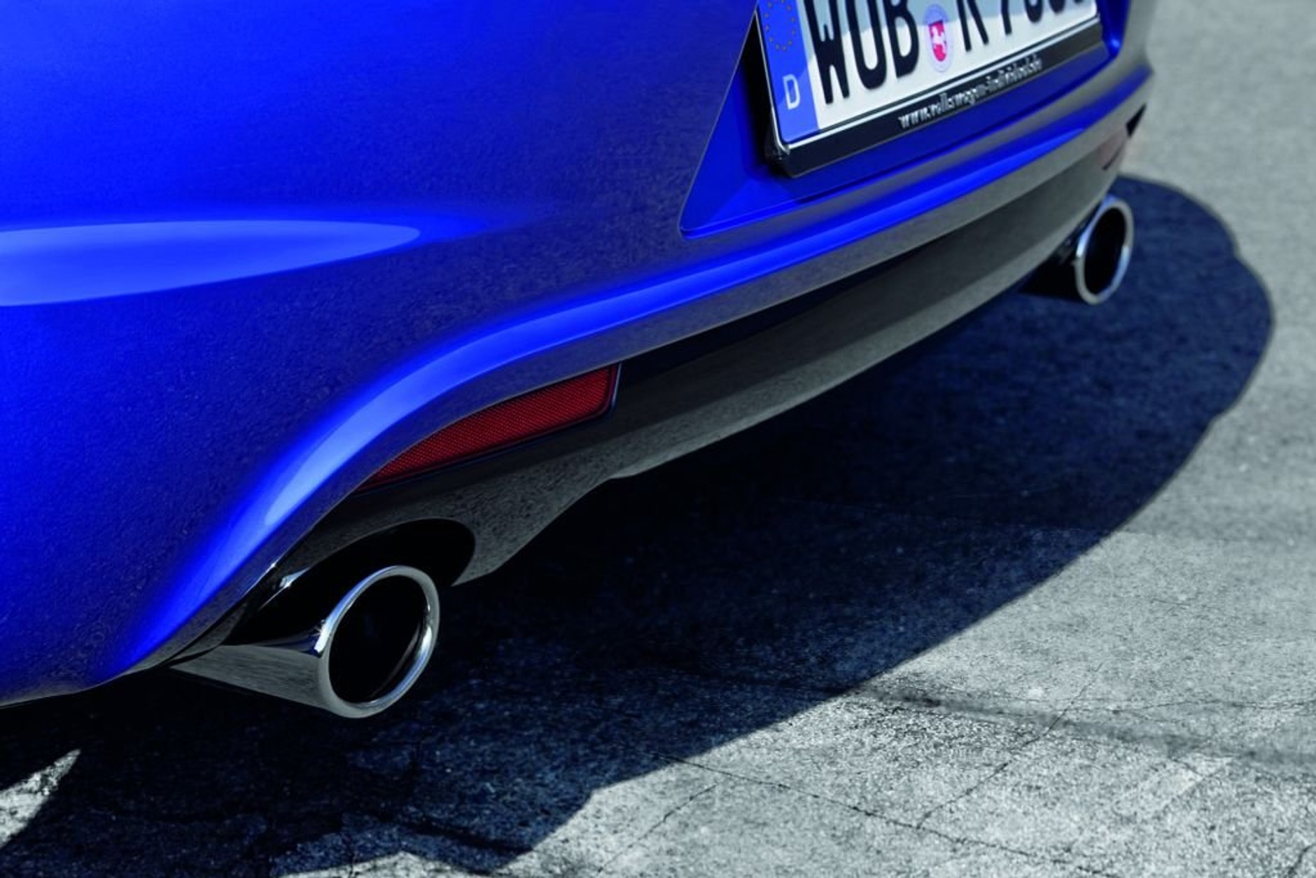 Golf R i Scirocco R - W brytyjskich salonach od lutego