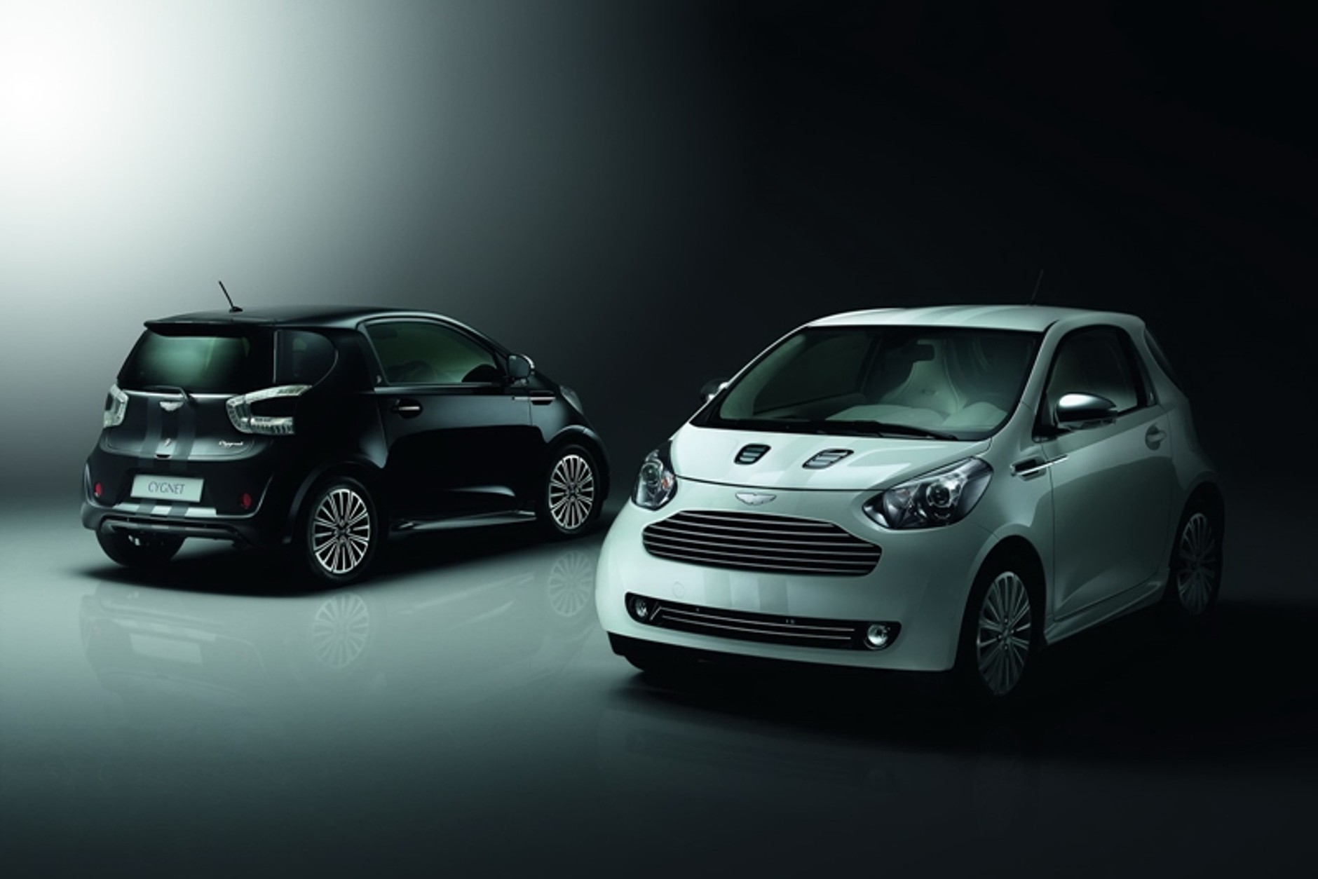 Aston Martin Cygnet – limitowany, drogi, czarno-biały