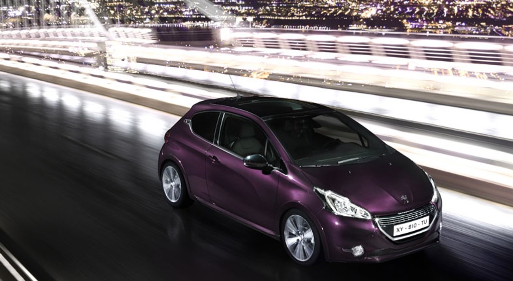 Stylowy Peugeot 208 XY