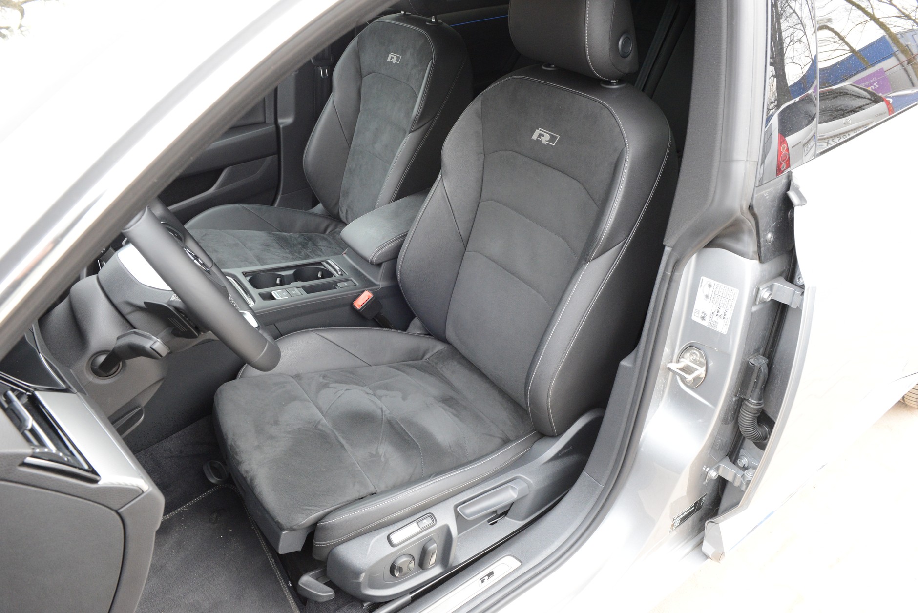 Volkswagen Arteon R-Line