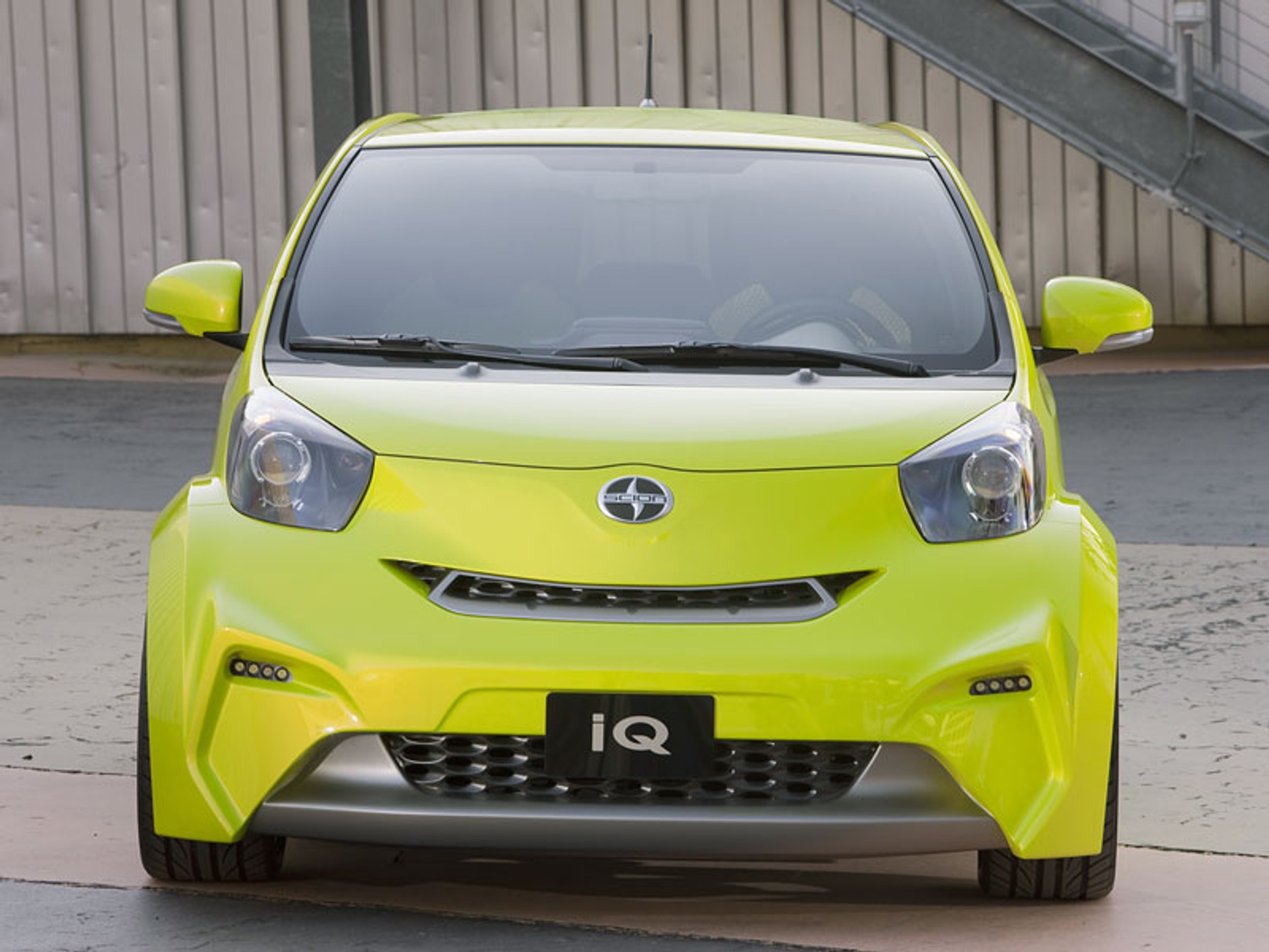Scion iQ Concept: najmniejsza Toyota zmierza za ocean
