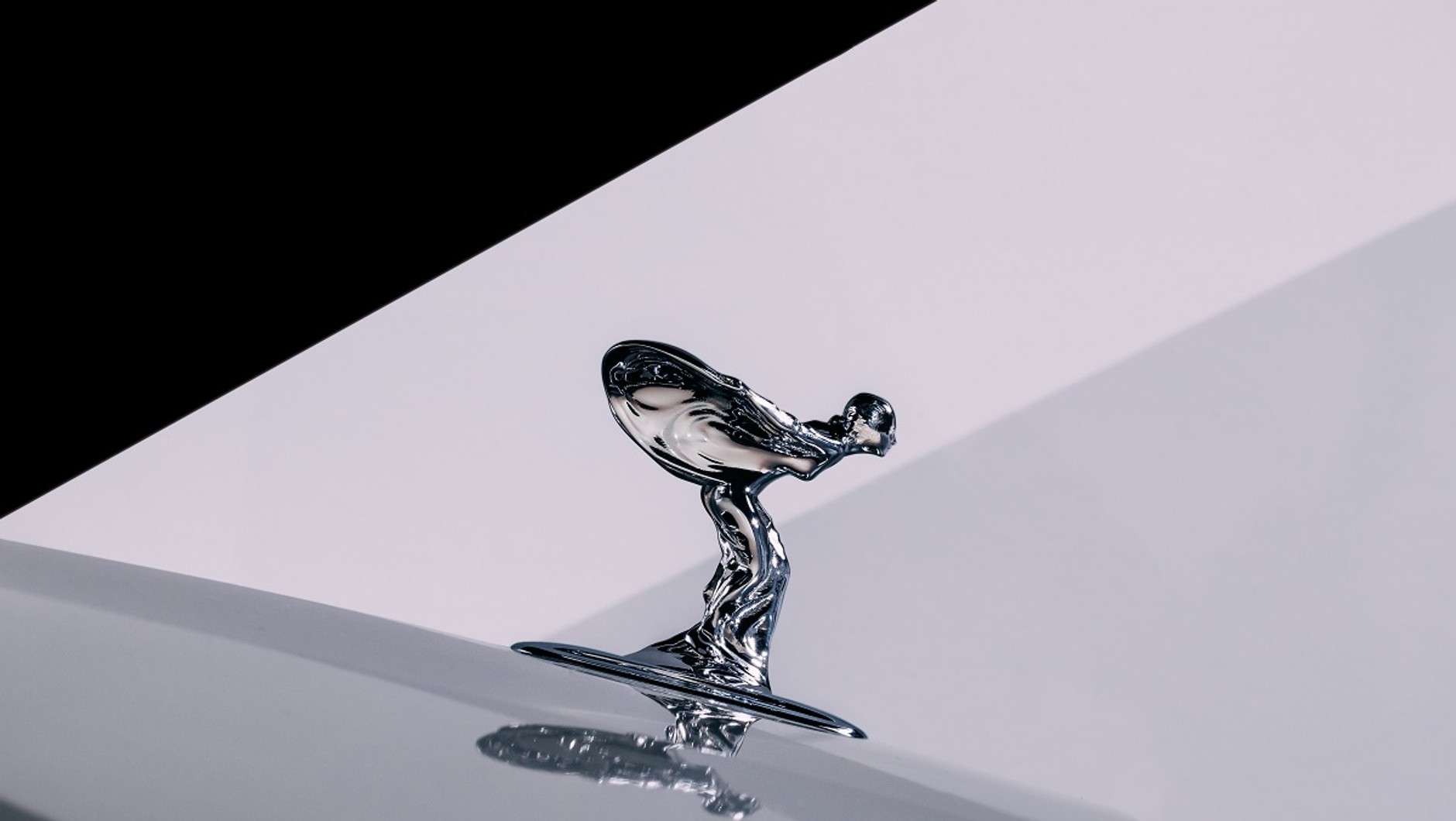 Nowa, opływowa wersja Spirit of Ecstasy