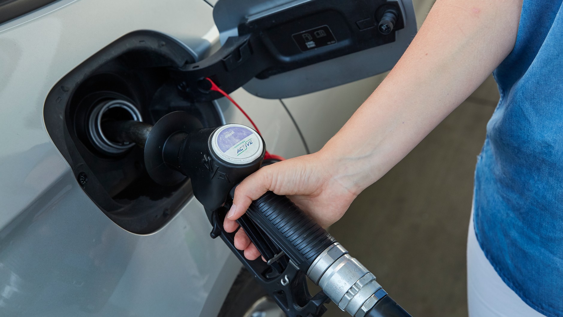 Elektryczne paliwo pod względem właściwości nie różni się od tego tradycyjnego