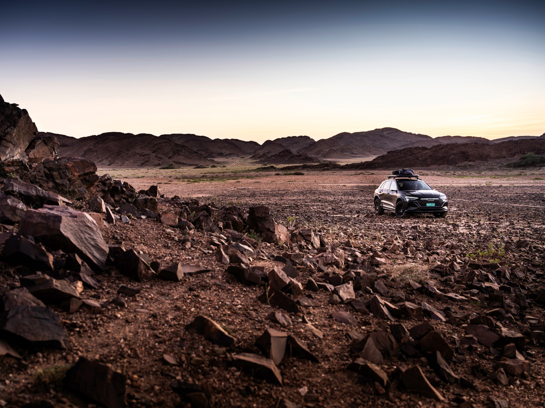 Audi Q8 e-tron edition Dakar