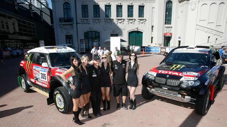 Rajd Dakar 2011: Hołowczyc na konferencji zespołu X-raid