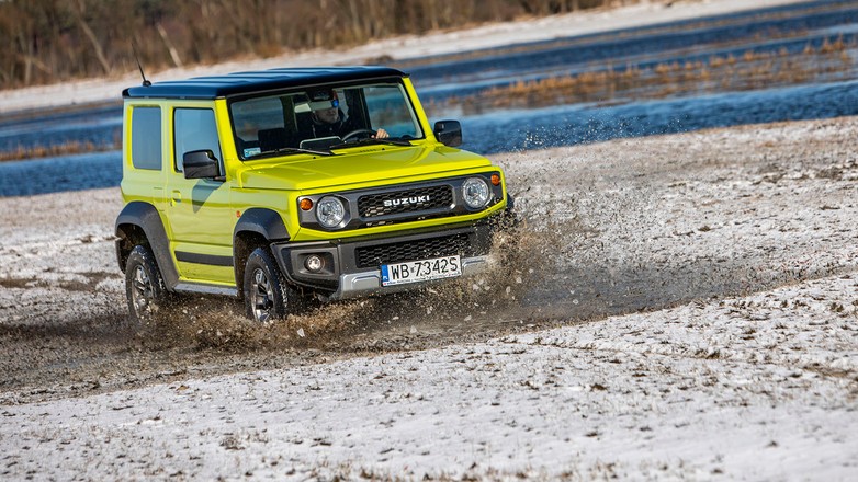 Suzuki Jimny 1.5 VVT 4AT - jego żywioł to teren