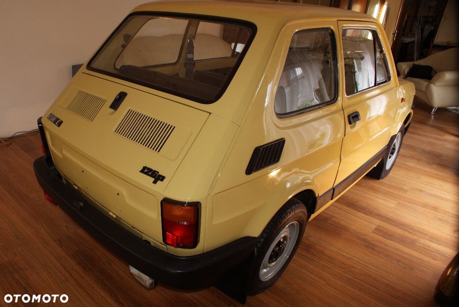 Fiat 126p z niewielkim przebiegiem