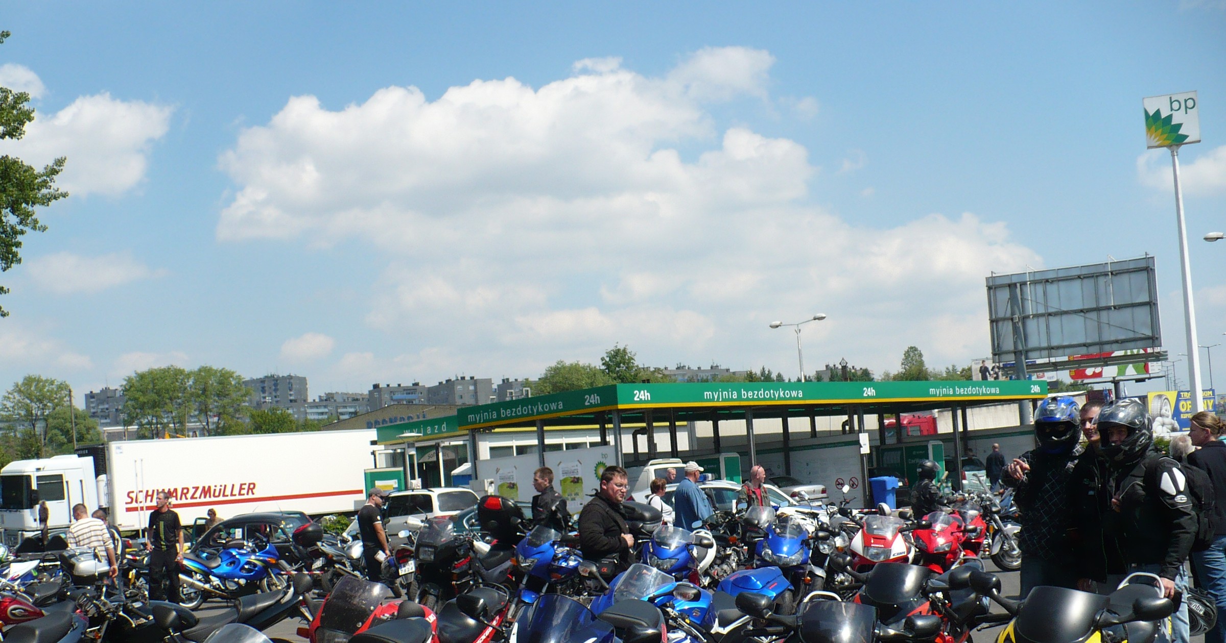 Motocyklowa niedziela na stacjach BP