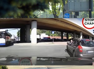 Ominął korek, jadąc chodnikiem. Potem miał jeszcze pretensje, że ktoś mu zwrócił uwagę [Nagranie]