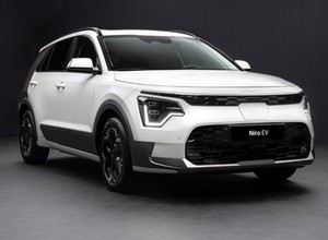 Nowa Kia Niro — znamy ceny! Czy to alternatywa dla Sportage'a?