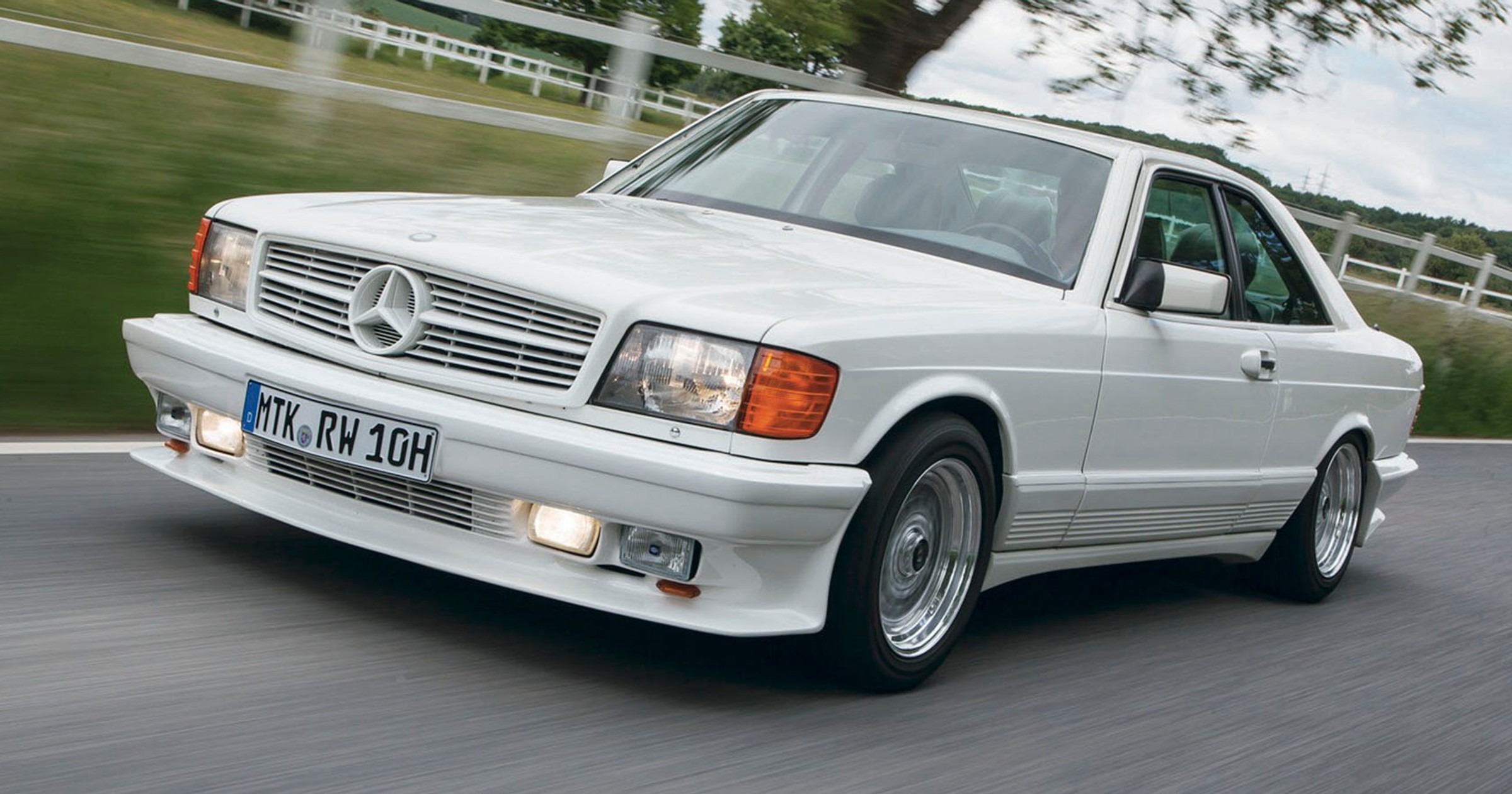 Mercedes 500 SEC Gullwing - tuning ekstremalny
