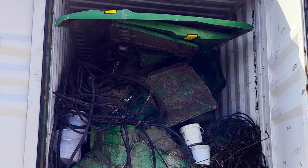 Kontrola ciężarówki na S7. Używane części maszyn rolniczych okazały się złomem