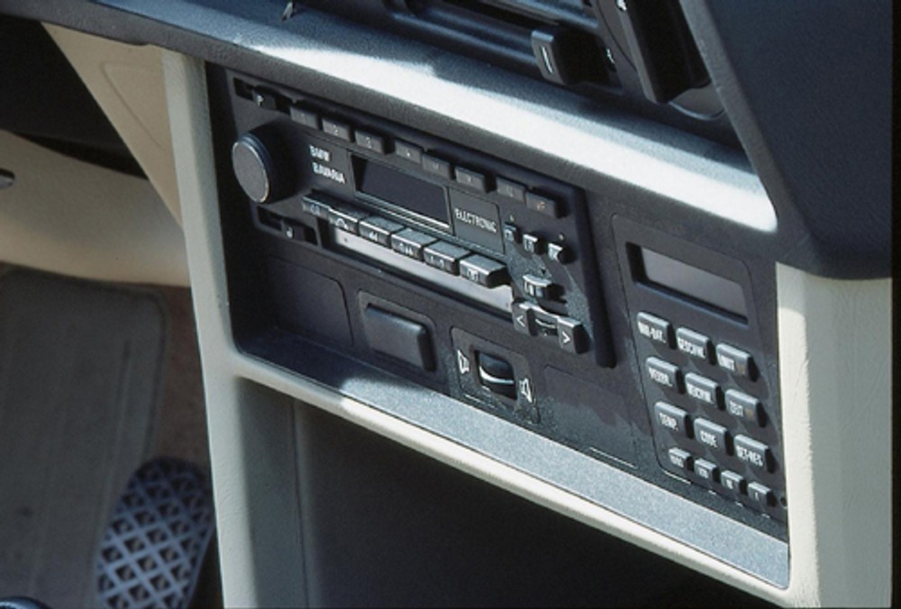 BMW M635 CSi - M to znaczy motorsport