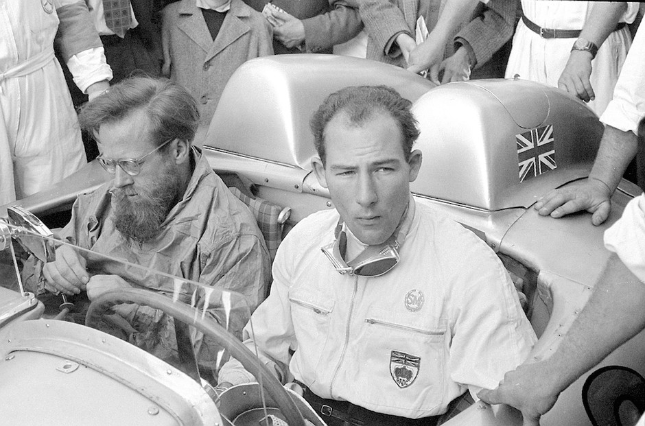 Stirling Moss i Mercedes 300 SL
