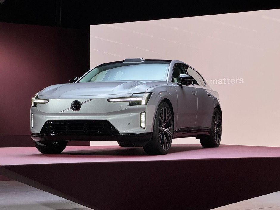 Volvo ES90 2025