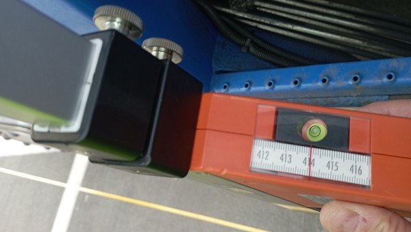 Inspektorzy dokładnie zmierzyli lawety. Zdecydowały centymetry