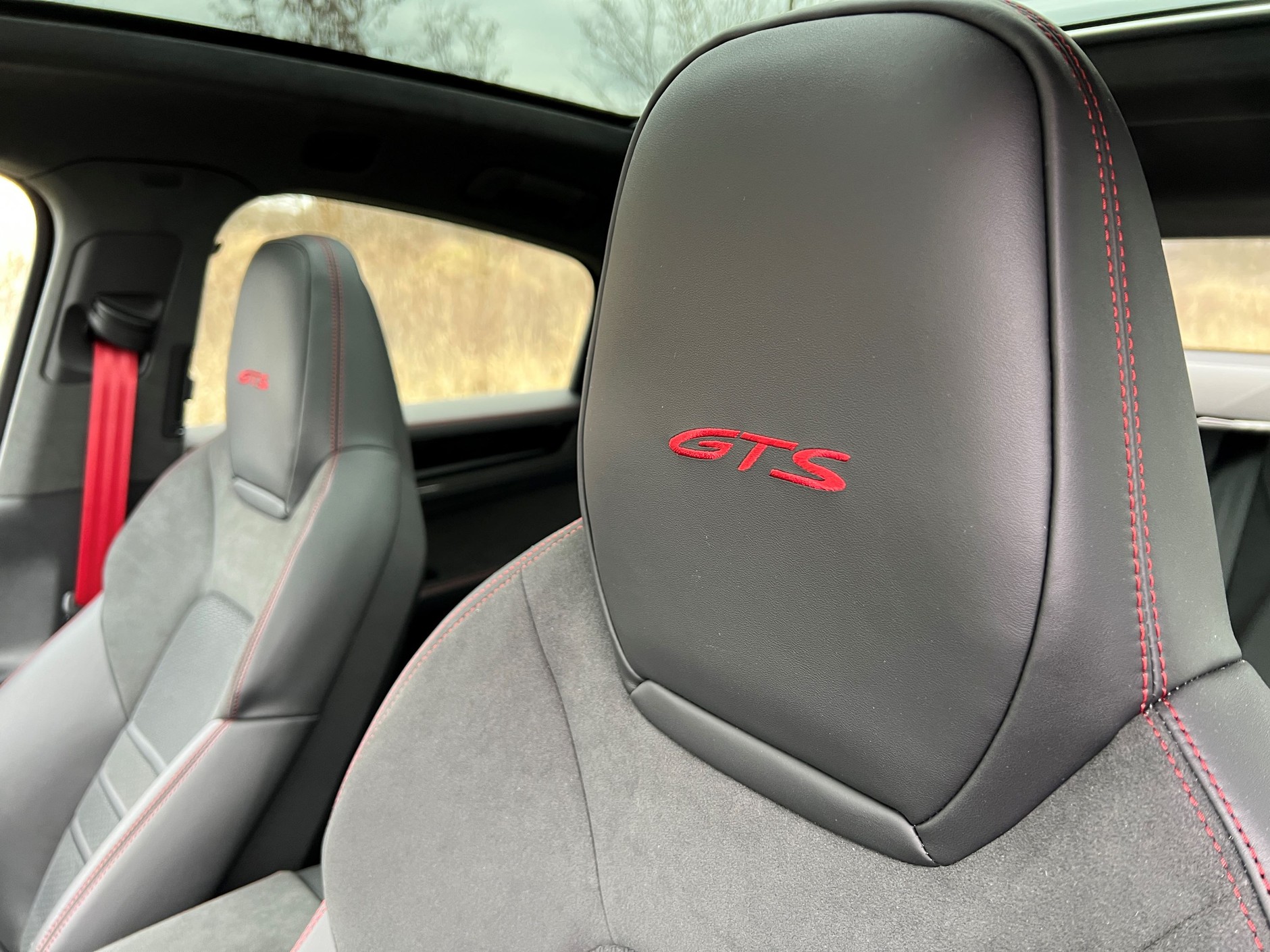 Porsche Cayenne GTS Coupe (model roku 2025)