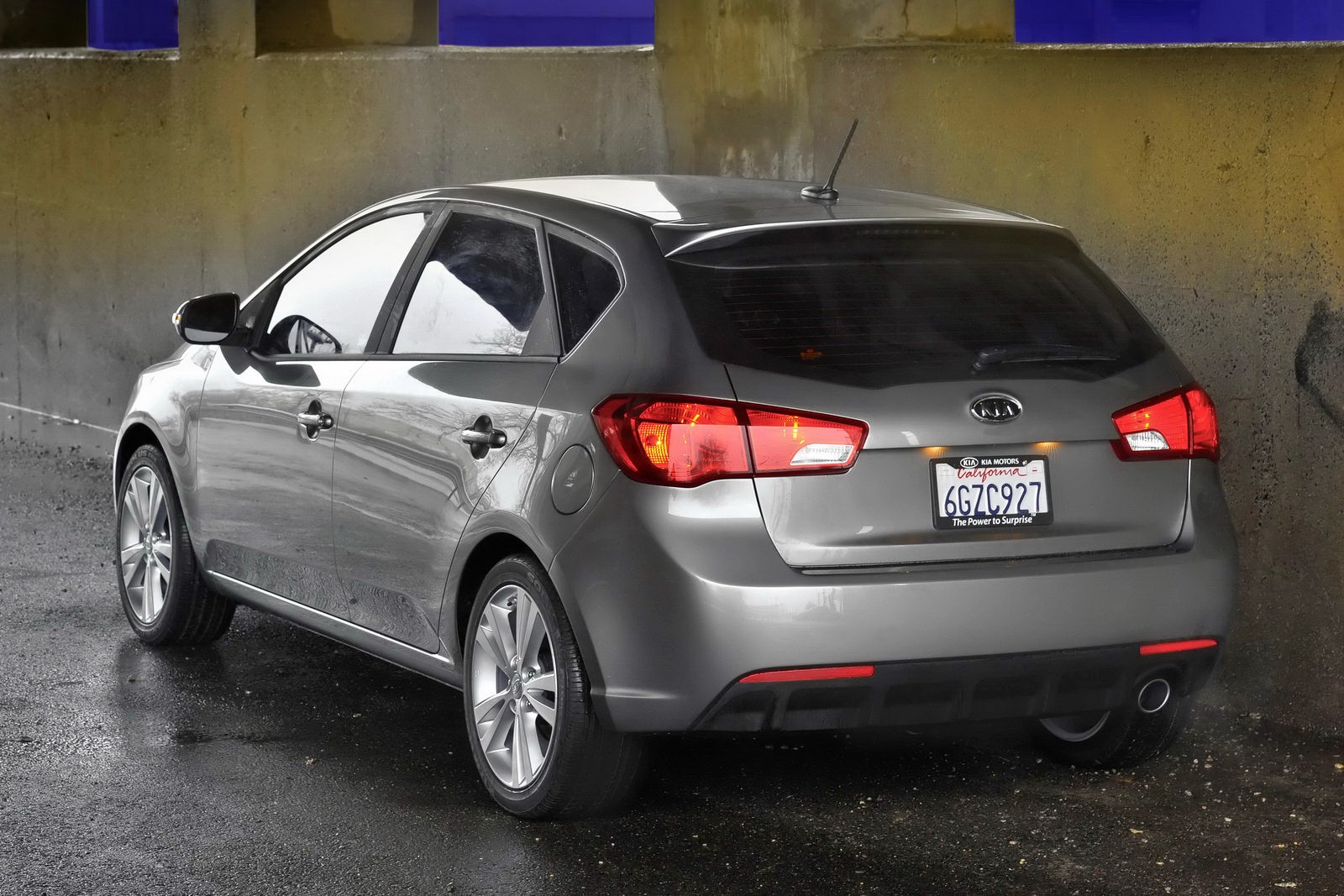 Nowy Jork 2010: Kia Forte hatchback – premiera światowa