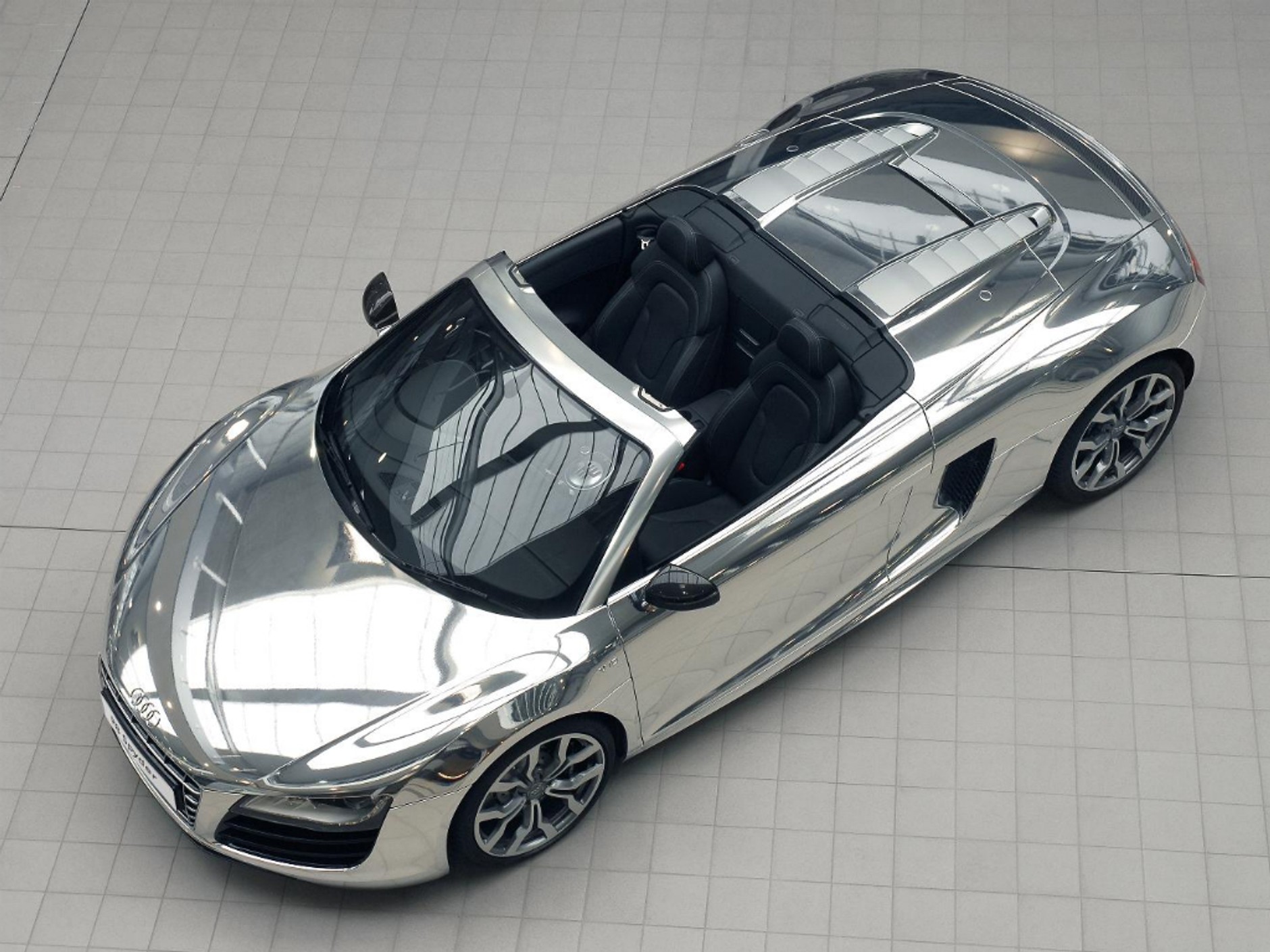 Lustrzane Audi R8