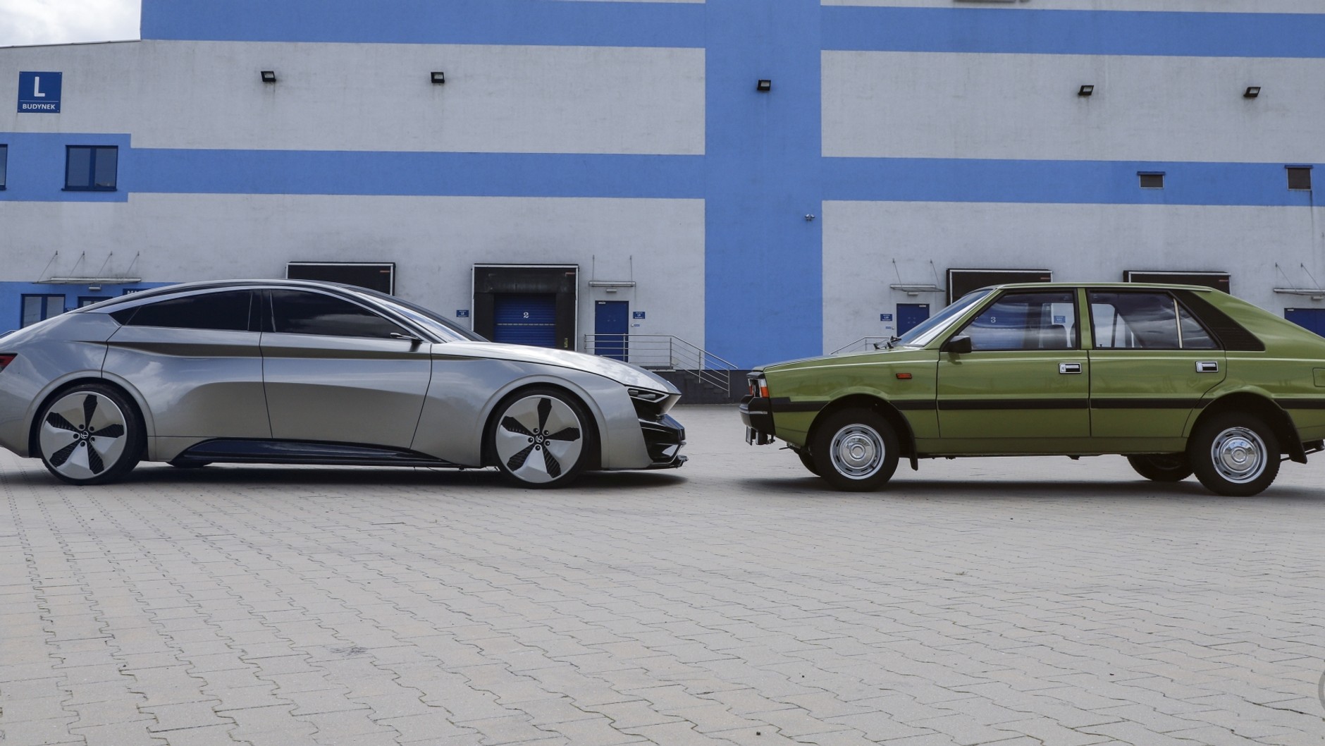 Pojazd koncepcyjny inspirowany Polonezem - dzieło FSO Syrena z Kutna