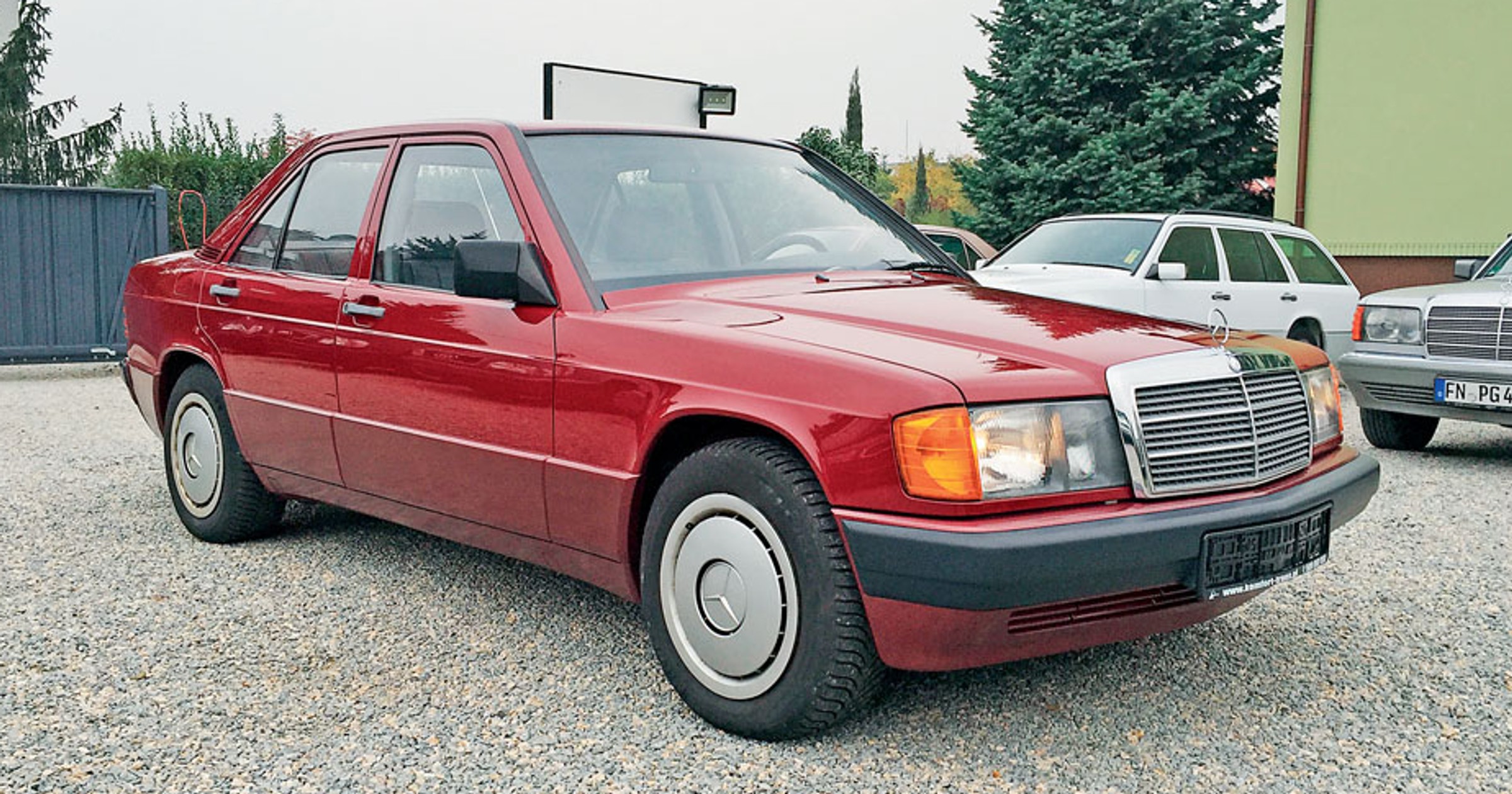 Kupujemy klasyka z ogłoszenia - niedoceniany Mercedes 190D