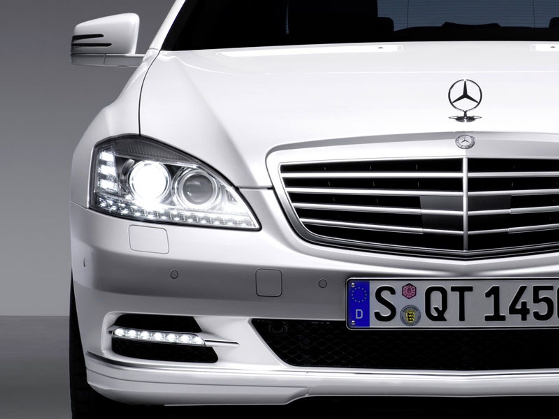 Mercedes-Benz S-Klasa: modernizacja i seryjna hybryda (fotogaleria)