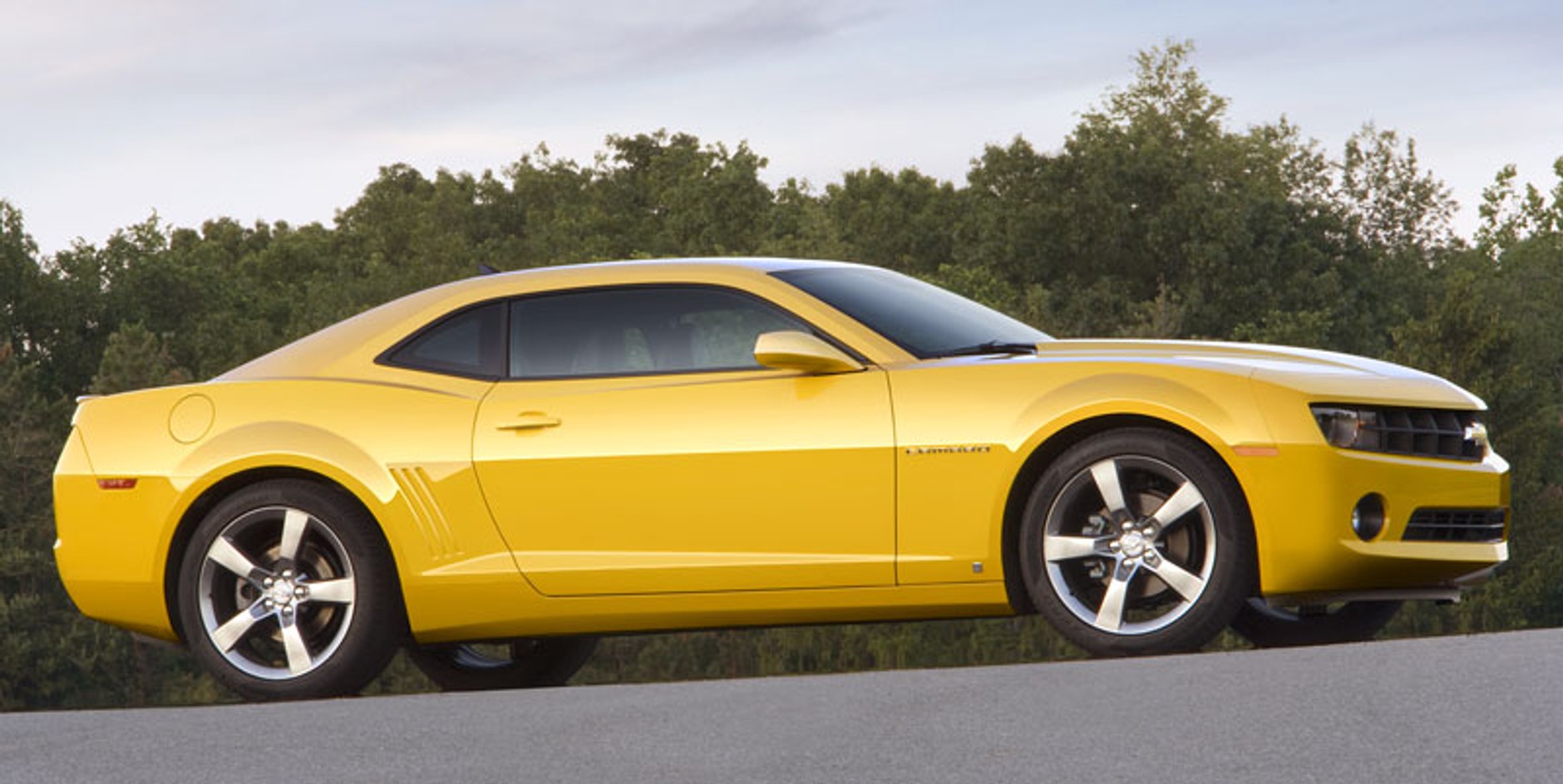 Londyn 2008: Chevrolet Camaro - nowoczesny muscle-car oficjalnie