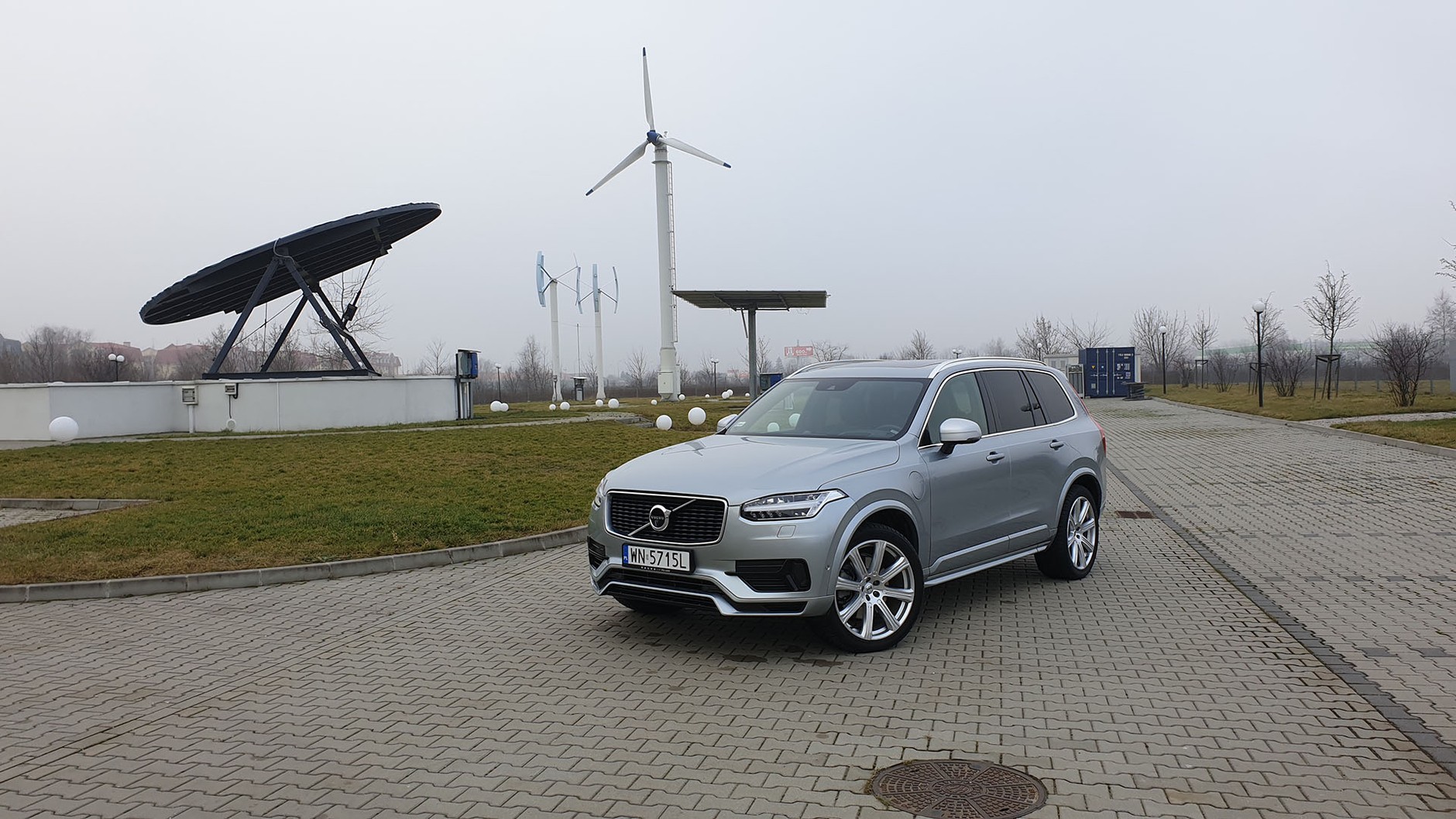Volvo XC90 – która hybryda będzie lepszym wyborem