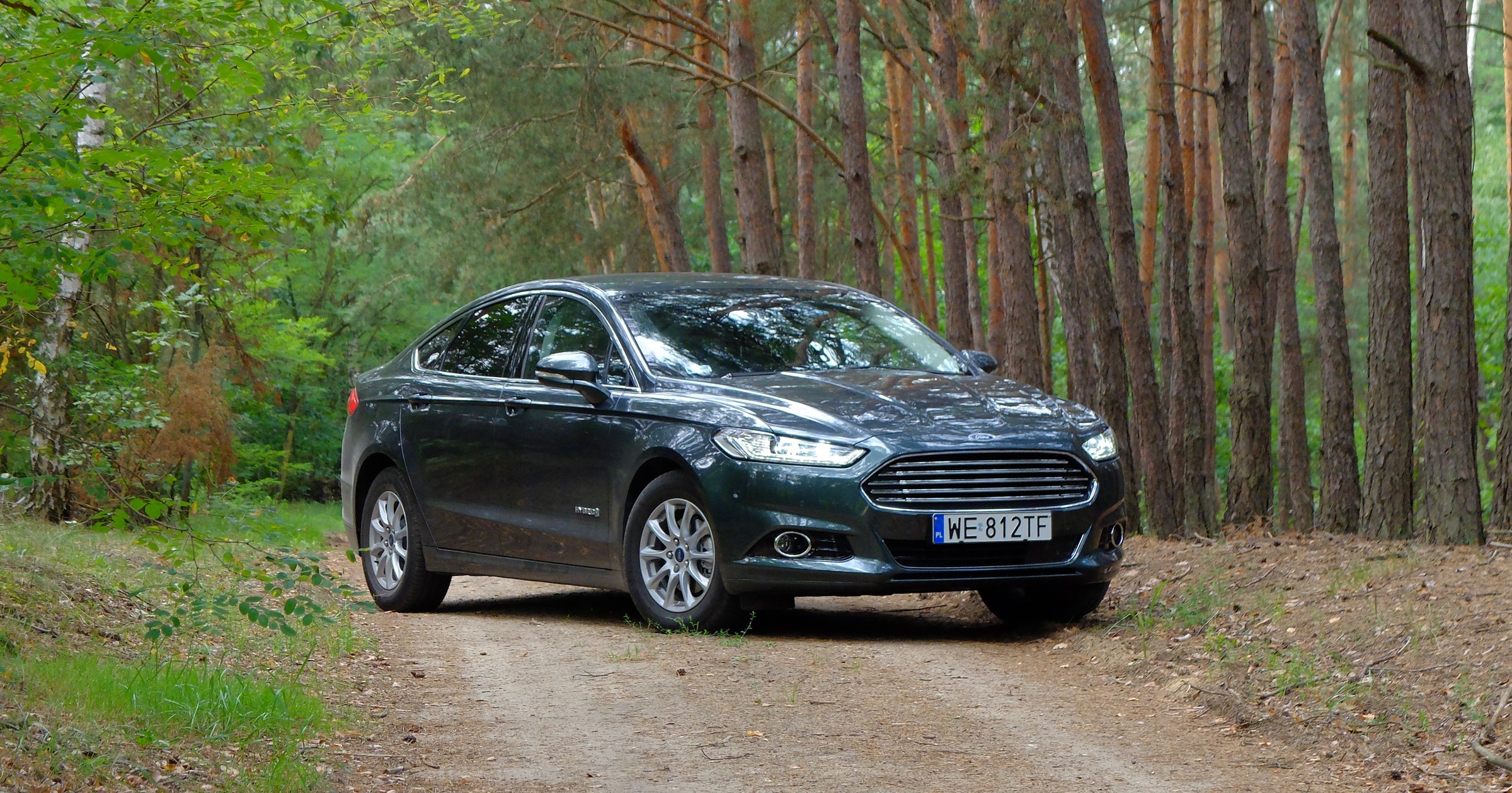 Ford Mondeo Hybrid