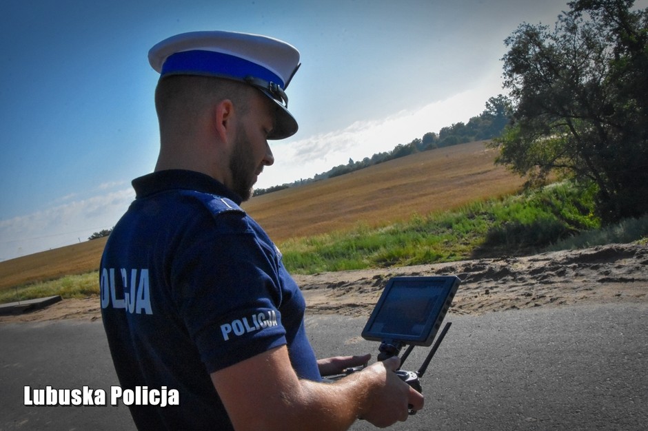 Policjanci kontrolowali okolice obwodnicy. Mandaty sypały się "z nieba"