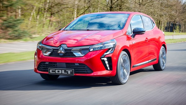 Colt to kolejne Mitsubishi wyglądające jak Renault. Wiem, czemu tak jest. I dlaczego ma to sens
