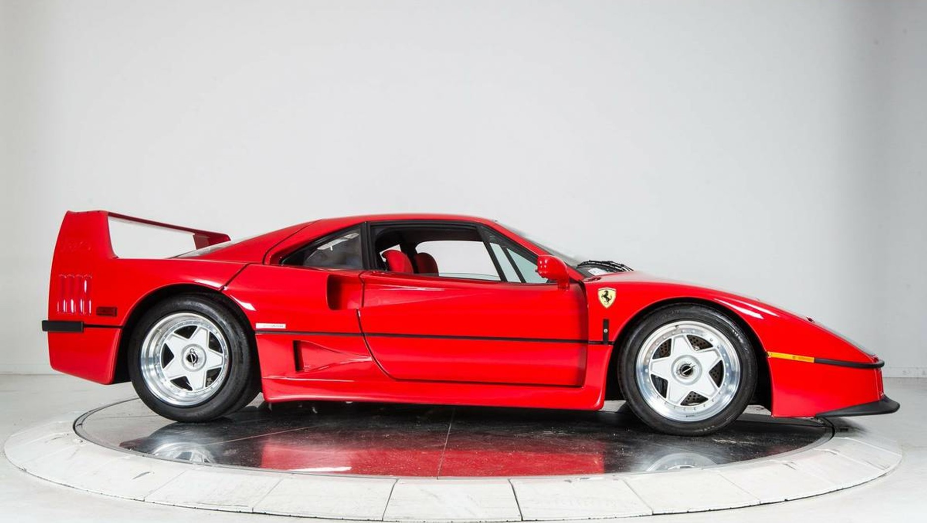 Ferrari F40