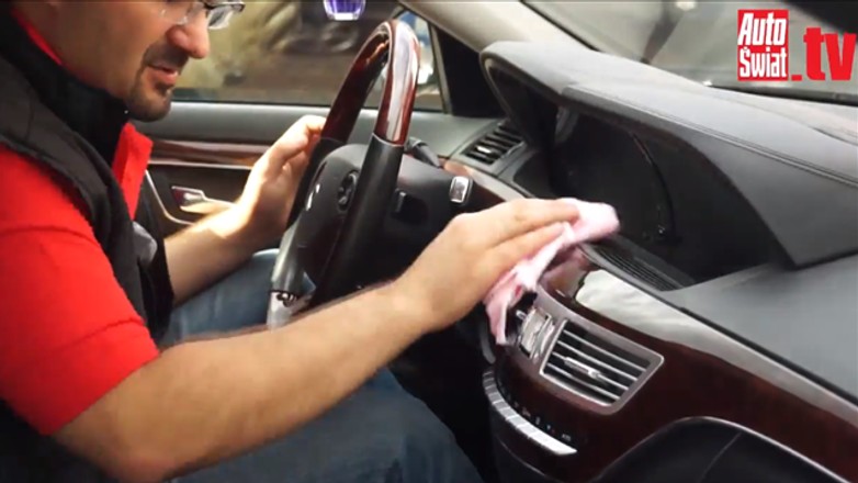 Jak zadbać o wnętrze samochodu?