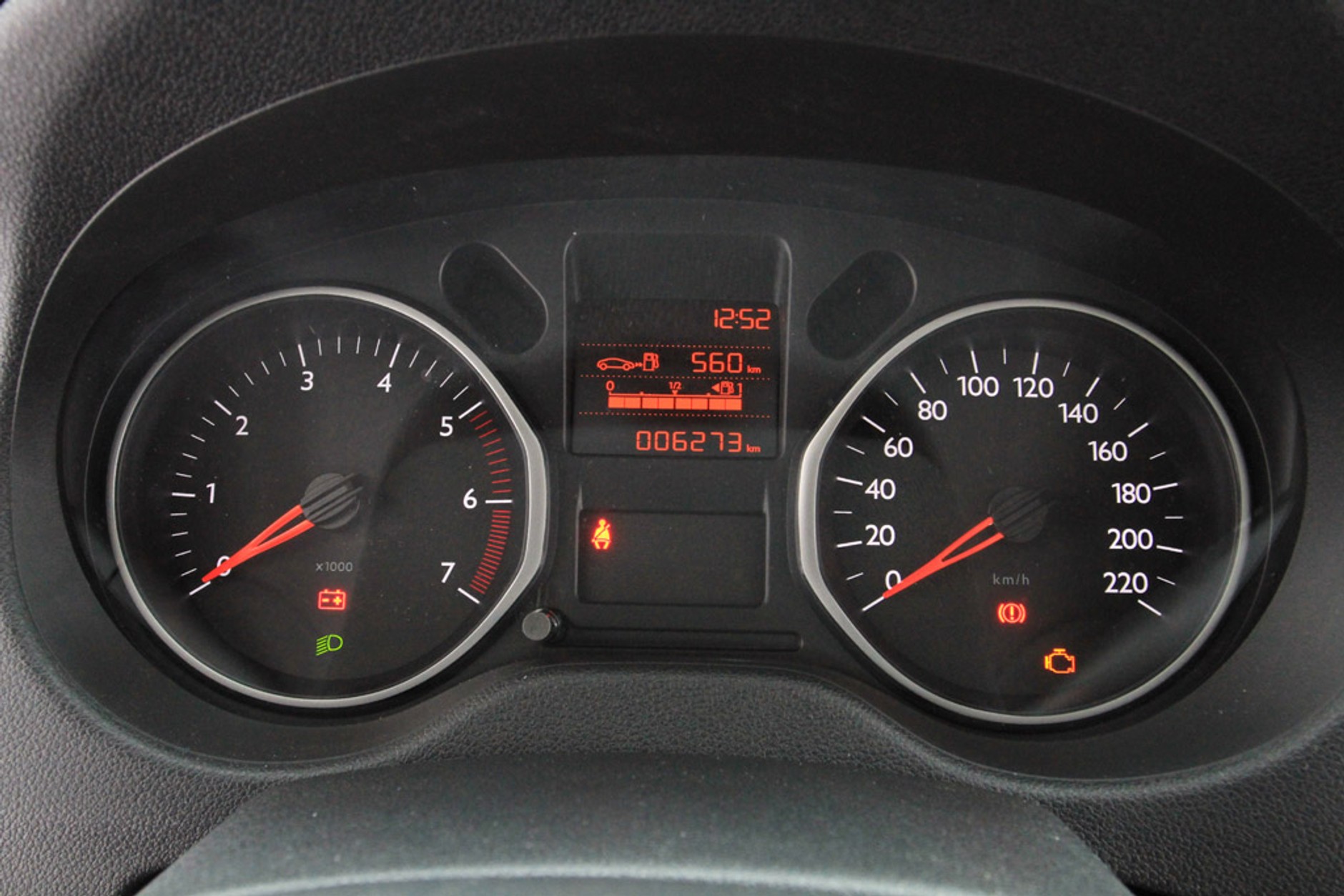 Citroen C-Elysee 1.6 VTi Seduction: auto na kryzys