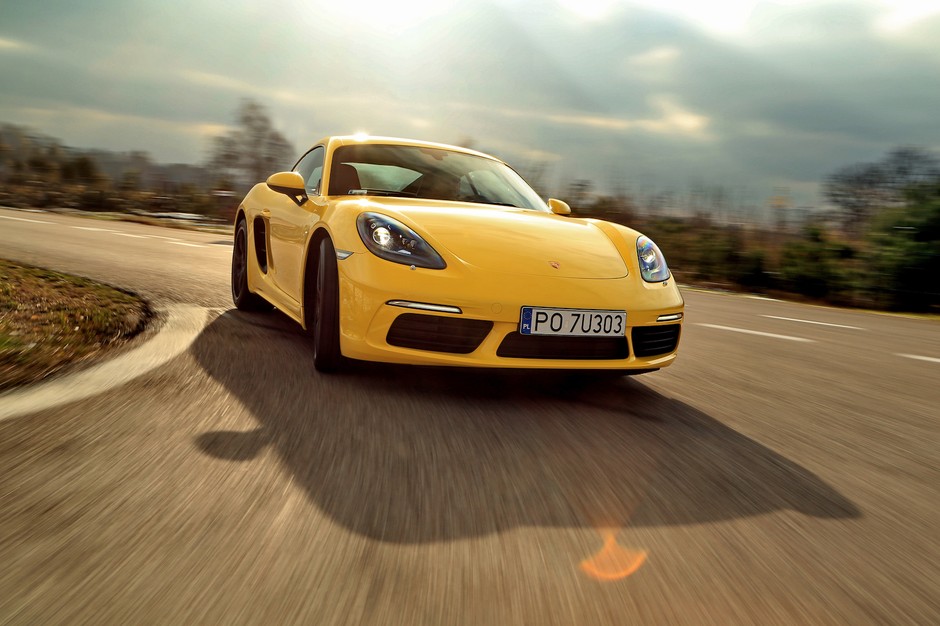Porsche 718 Cayman