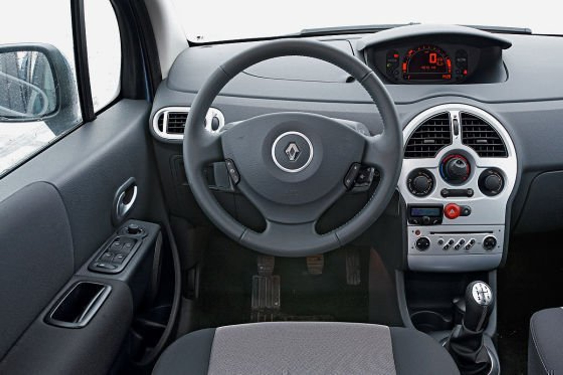 Kia Venga kontra reszta świata