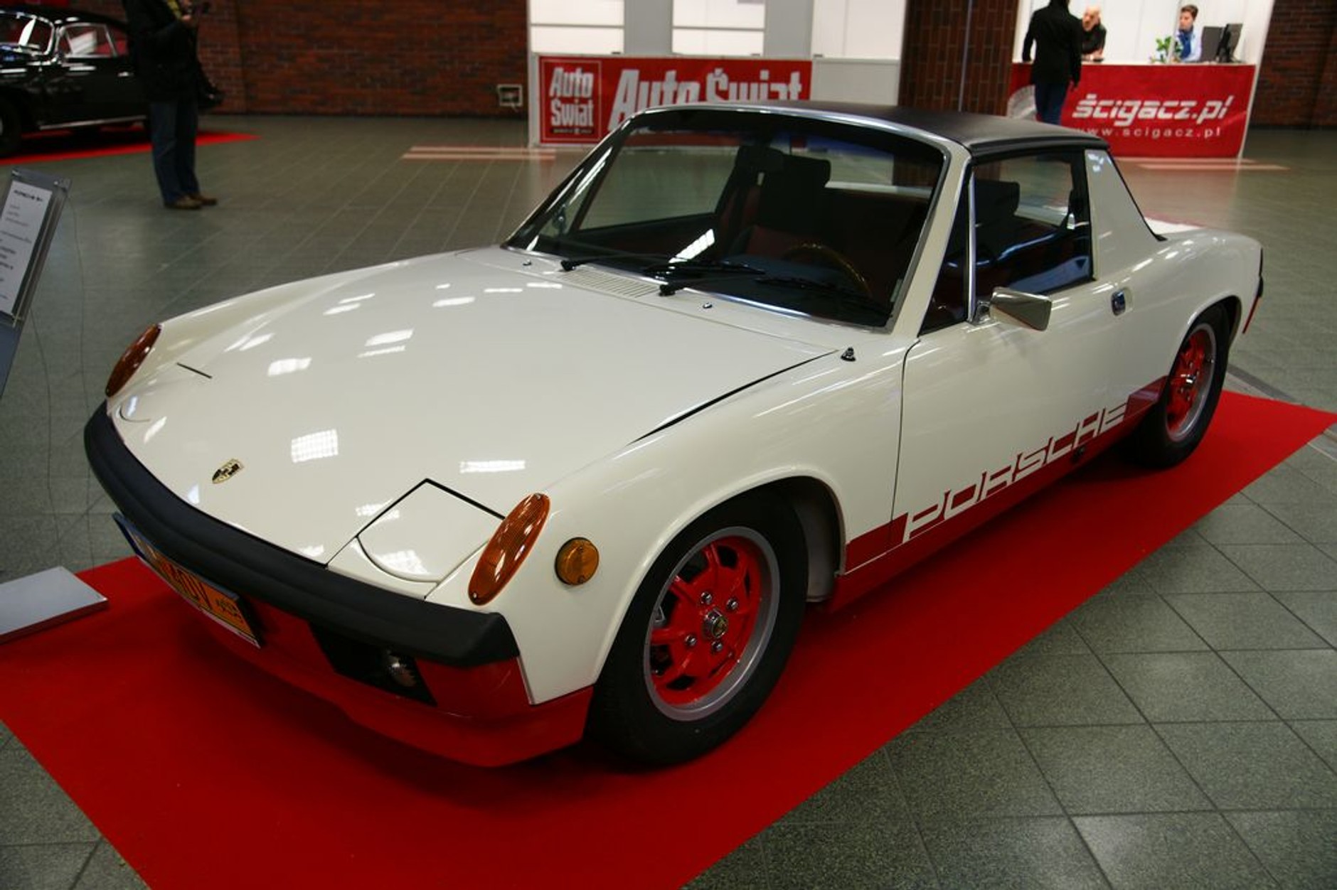 Auto Show Poland 2010 rynkowym barometrem (galeria)