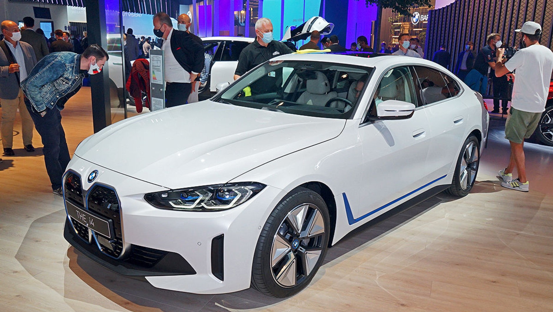 BMW-i4
