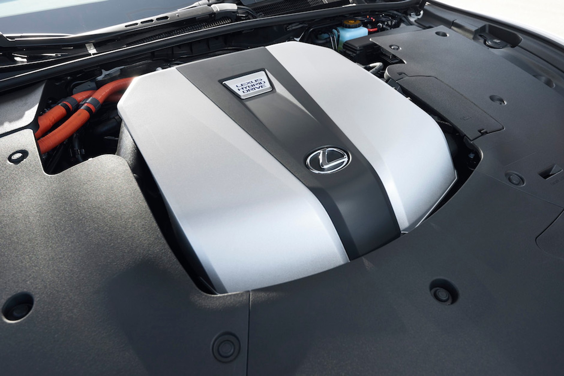 Lexus 500h – pierwsze jazdy