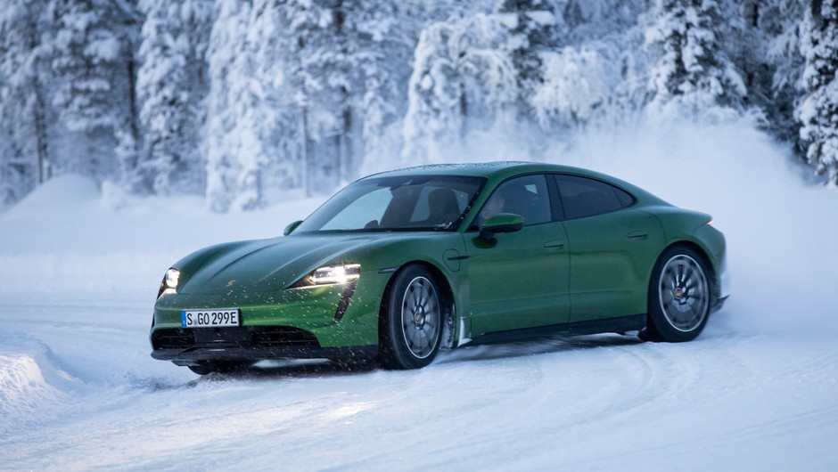 Porsche Taycan 4S