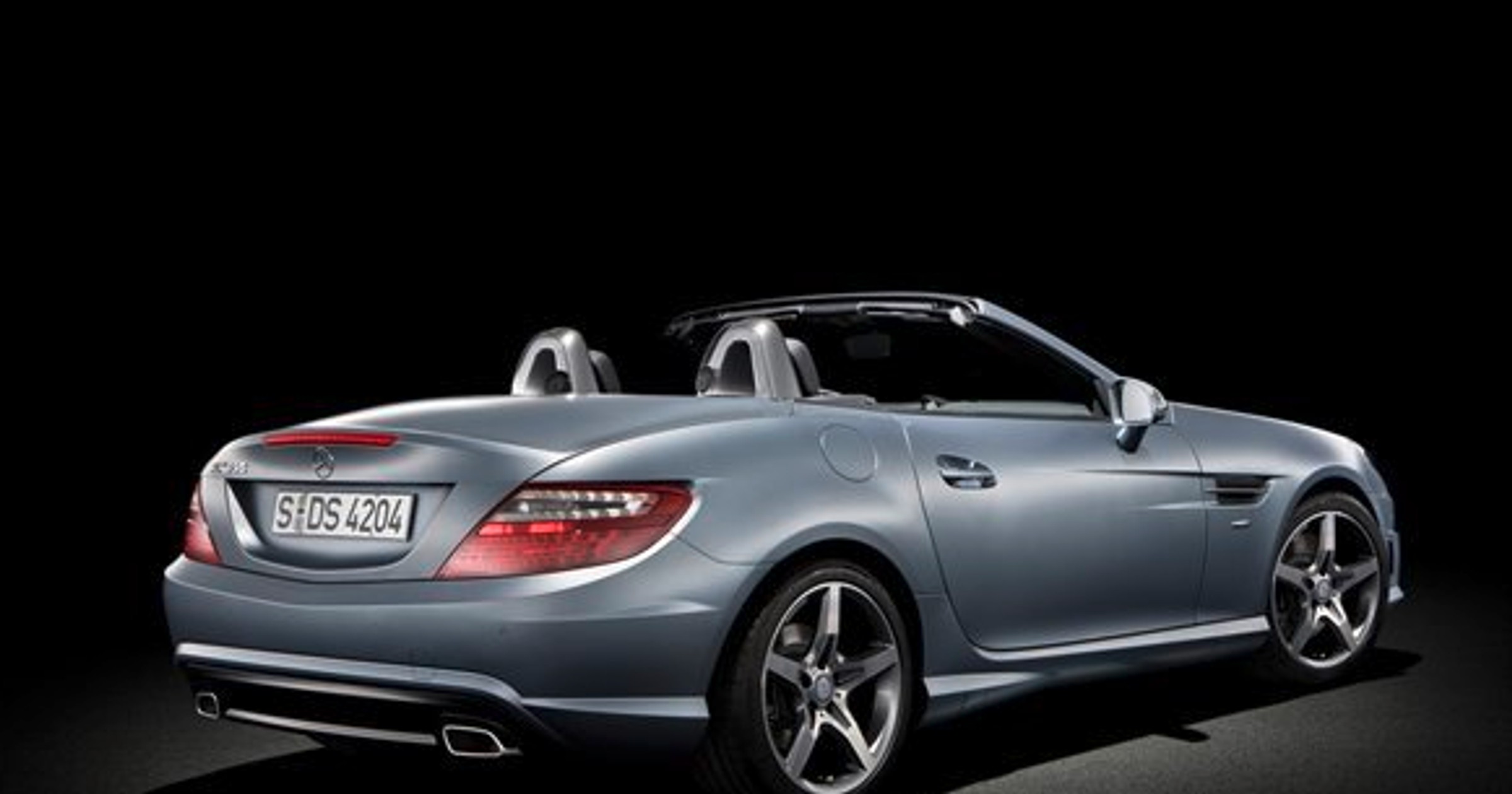 Mercedes SLK z dwoma dachami i turbodieslem