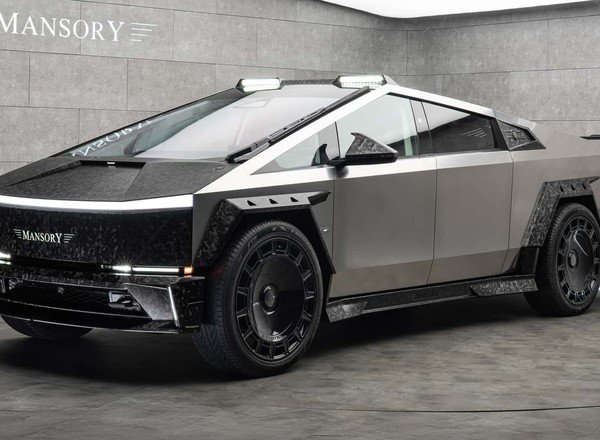 Mansory nie ma litości. Oto Elongation, a więc karbonowa Tesla Cybertruck