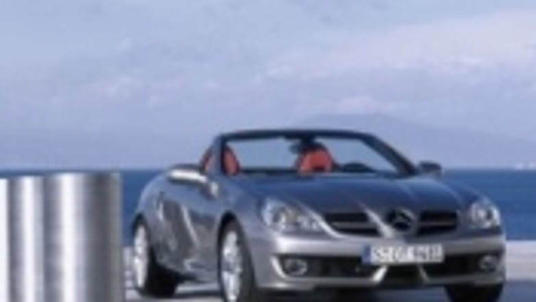 Face-lifting Mercedesa SLK